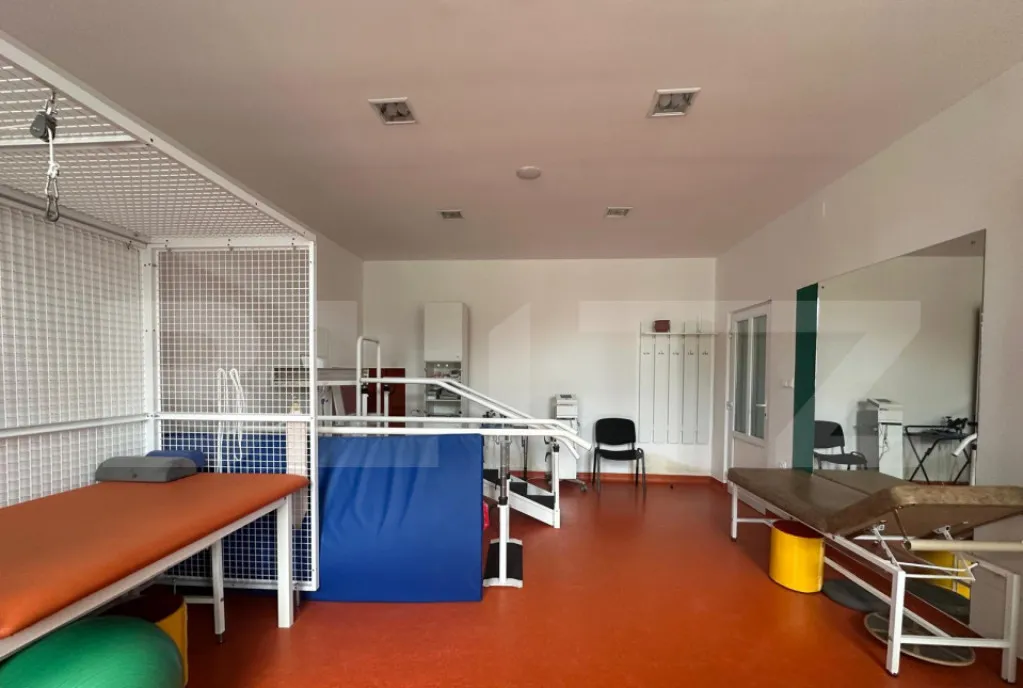 Corp de casa cu destinatie medicala 55 mp zona Centrala Sa
