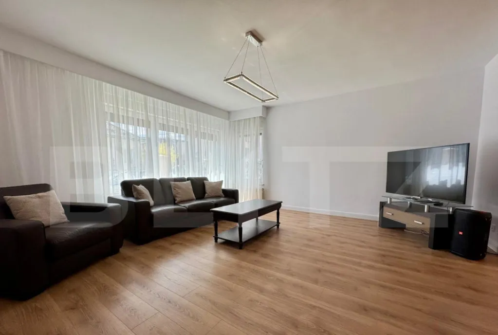 Apartament 3 camere 58 mp zona Paltinis