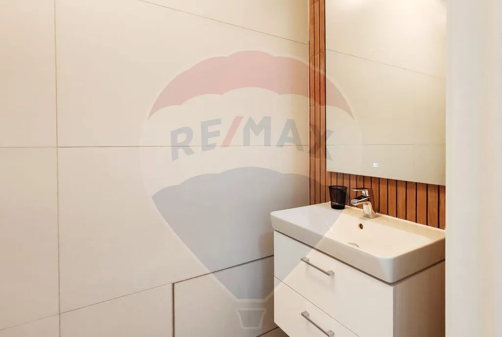Apartament cu 3 camere de inchiriat Prima arena cu loc