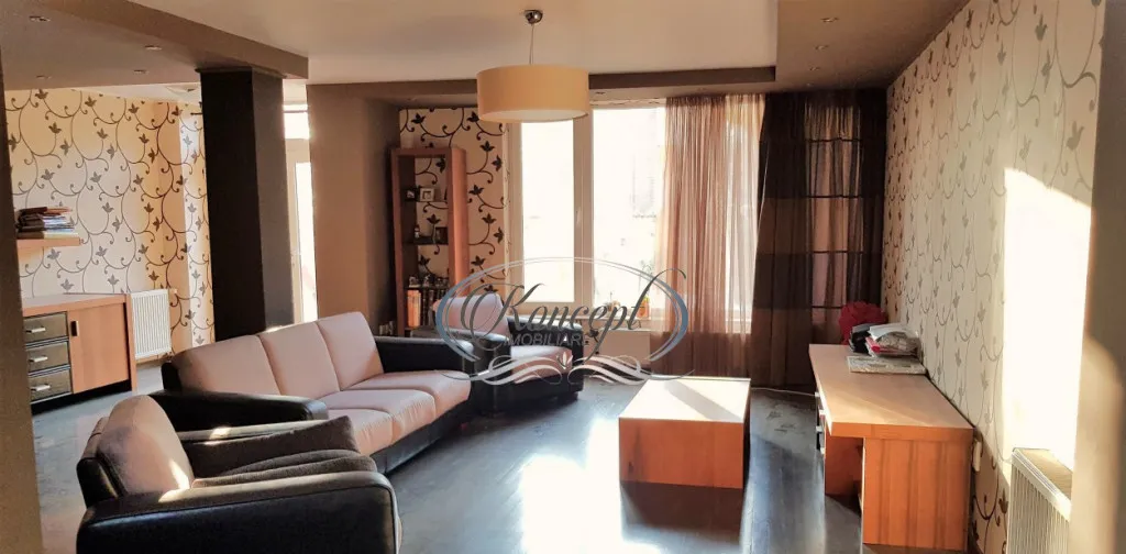 Casa frumoasa cu garaj si curte proprie in Buna Ziua