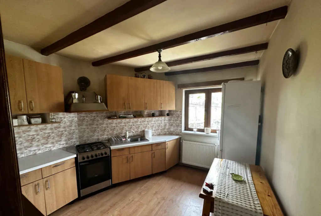 Apartament 3 camere in vila 114 mp Curte Sinaia