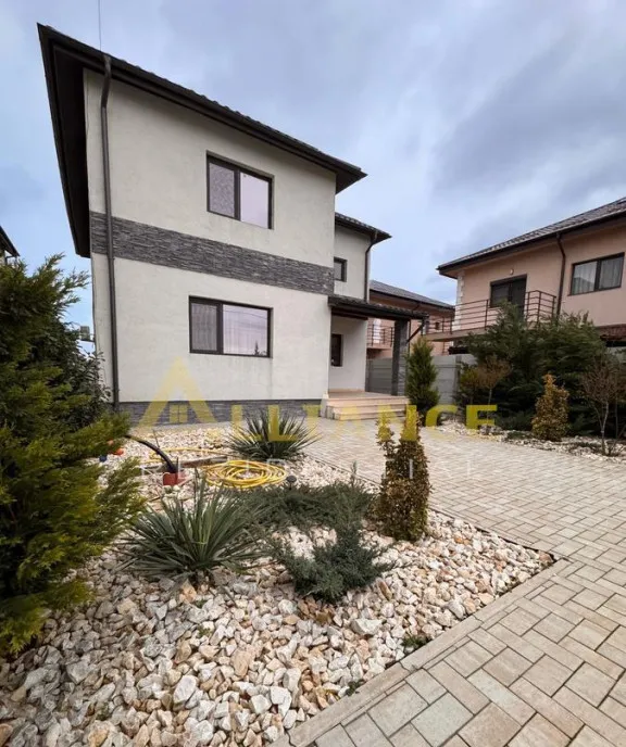 Popesti Leordeni Vila P 1 4 camere 3 bai curte 566 mp