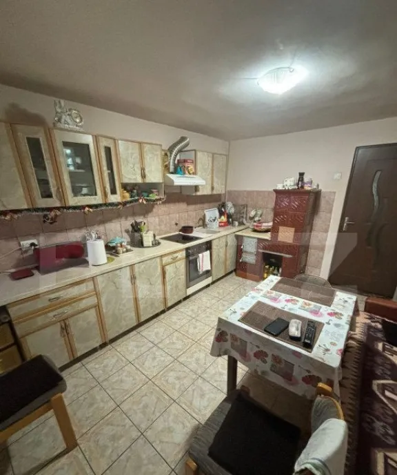 Casa zona subcetate
