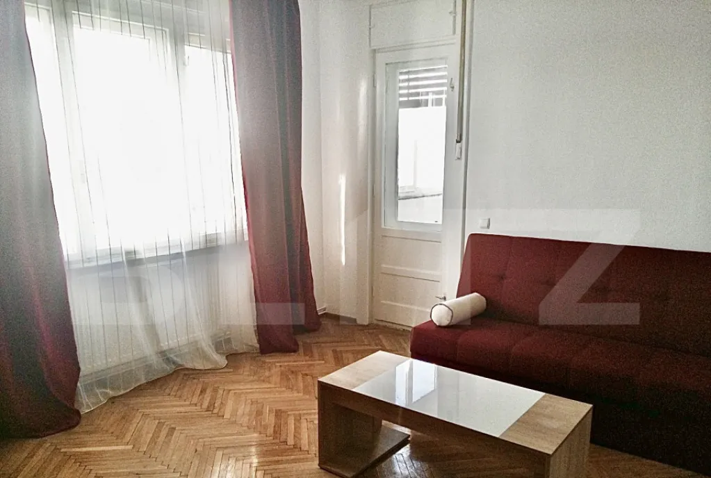 Apartament cu 3 camere Terasa 87 mp zona Central