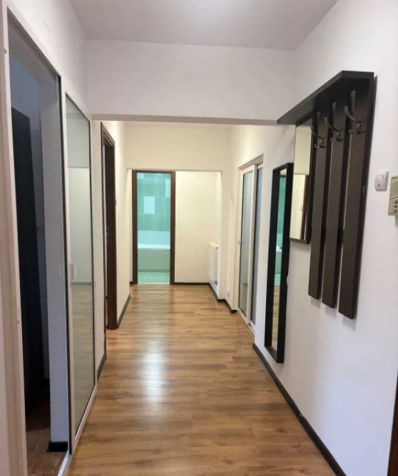 Apartament 3 camere decomandat 76 mp - Racadau Li