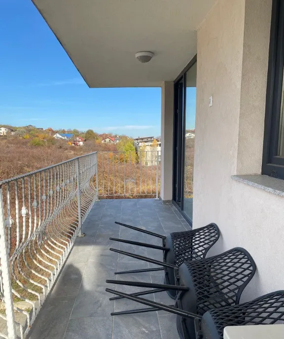 Apartament 2 camere decomandat boxa si loc de parcare finalizat