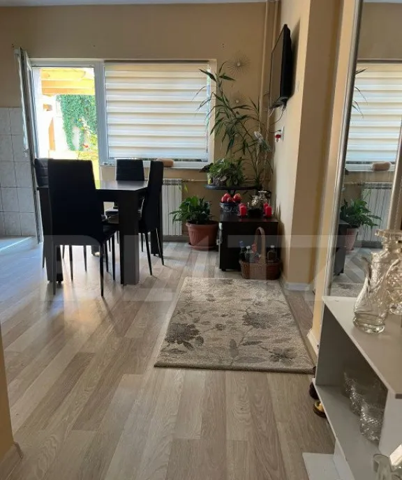 Imobil cu spatiu comercial si 4 apartamente pe 417 mp teren