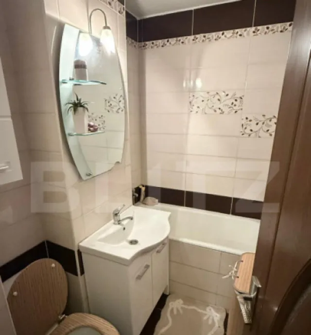 3 camere mobilat/utilat complet 2 parcari