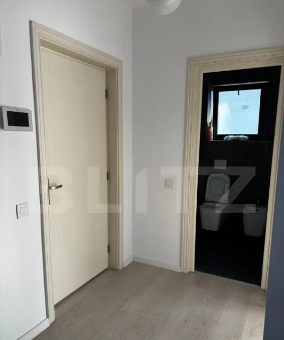 Apartament 2 camere cu loc de parcare in curte zona centra
