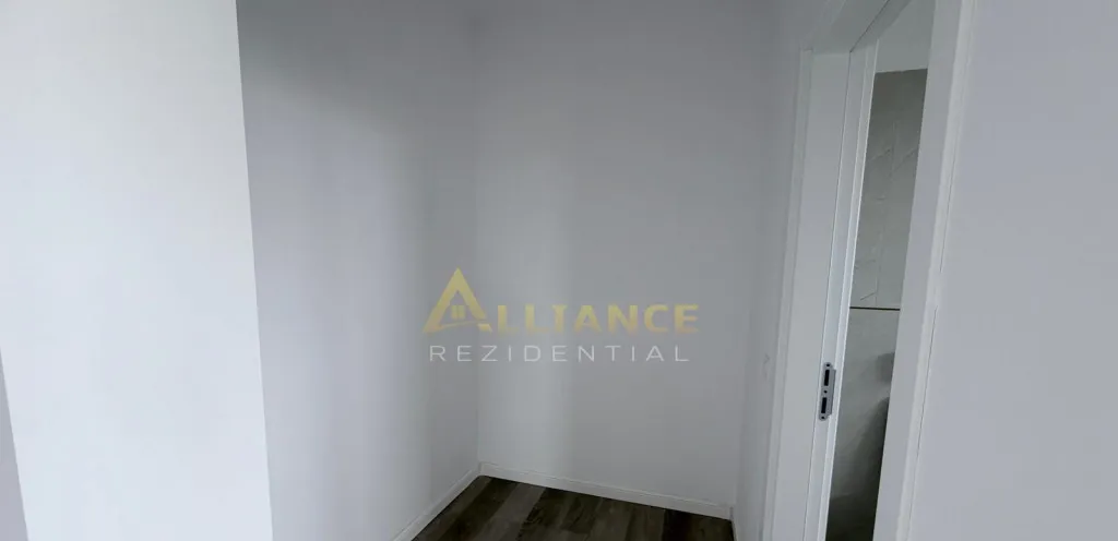 Casa 4 camere 2 bai 550mp teren