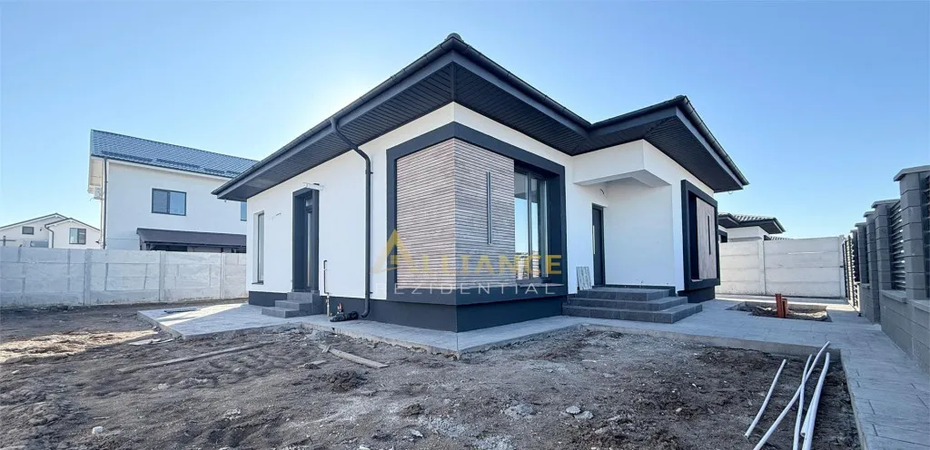 Casa pe Parter 4 camere teren 370 mp