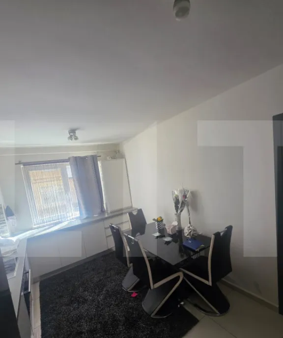 Apartament cu doua camere 50 mp zona Ciucului