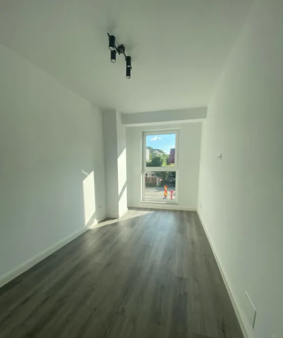 Apartament Nou cu 2 Camere o Parter o Finisaje Prem