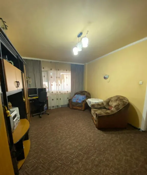 Apartament decomandat 2 camere 48 mp balcon etaj 6/8 zo