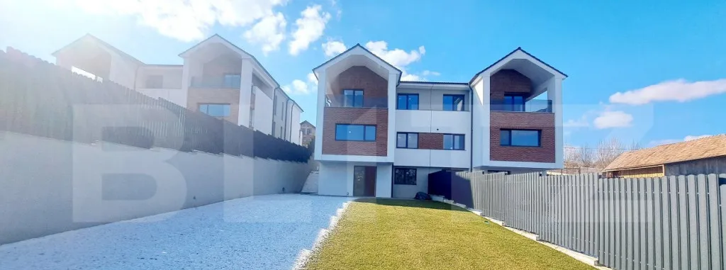 Casa in regim cuplat 6 camere 320 mp utili teren 612 mp