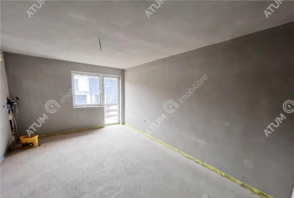 Casa intabulata 7 camere 730 mp teren in Cisnadi