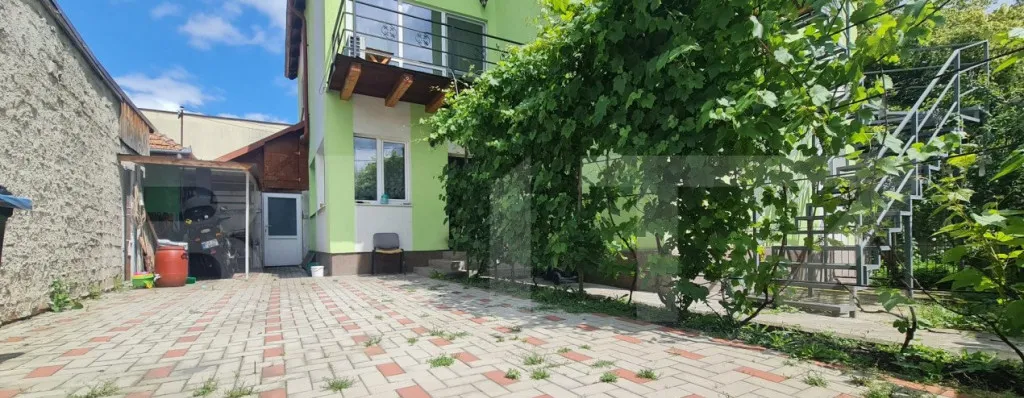 Casa cu functie mixta Locativ si Comercial zona cart Gh