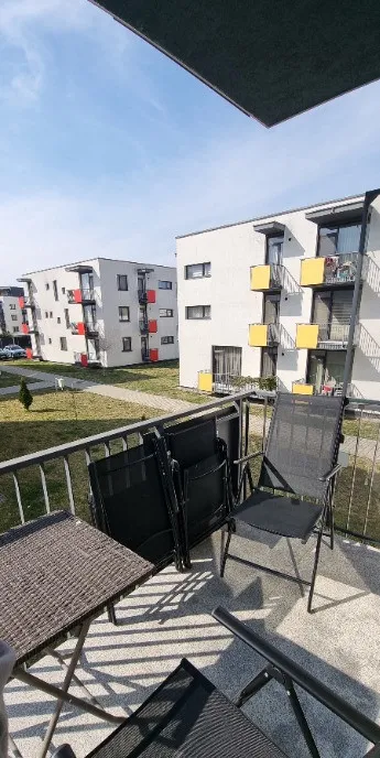 Vand apartament 3 camere premium ansamblul rogvaiv
