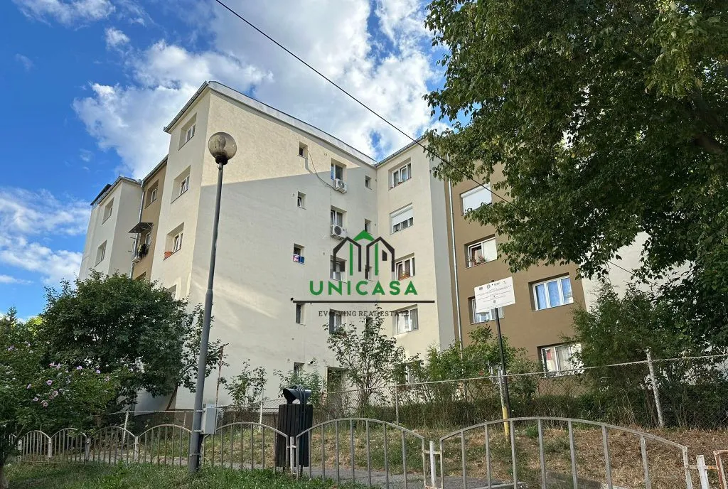 Apartament 3 camere Zona Petrisor