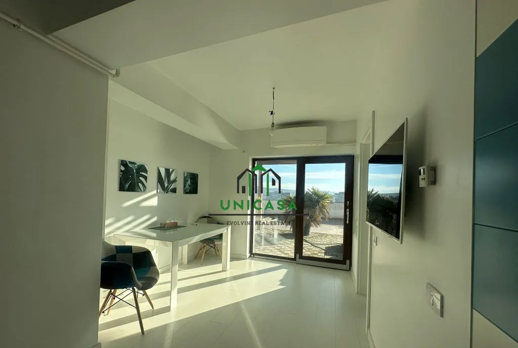Apartament 3 camere Zona Petrisor