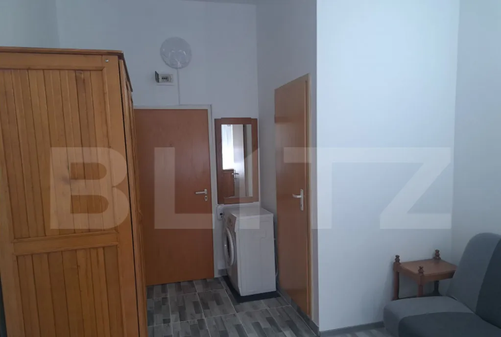 Garsoniera de inchiriat in Dambul Rotund zona Lombului