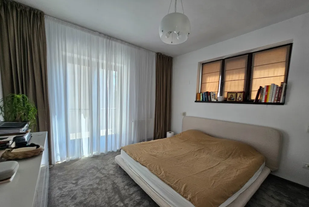 Apartament 3 camere cu terasa 24 mp Victoriei Grigore Alexandrescu