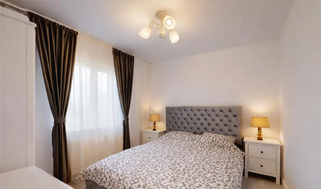 Live Eleganta si simplitate Centrul Civic renovat complet