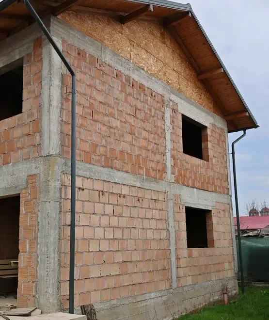 Casa la rosu langa Ploiesti