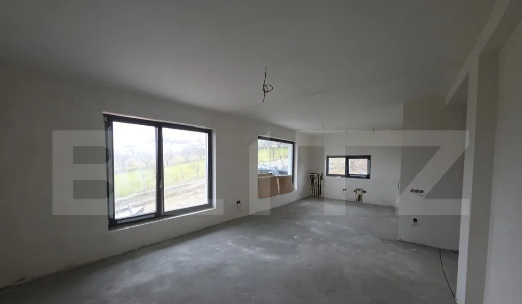 Apartament spatios 110 mp 2 parcari terasa circulara