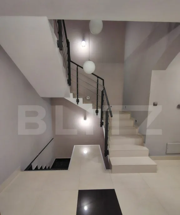 Casa individuala 330 mp utili teren 520 mp Andrei Muresa