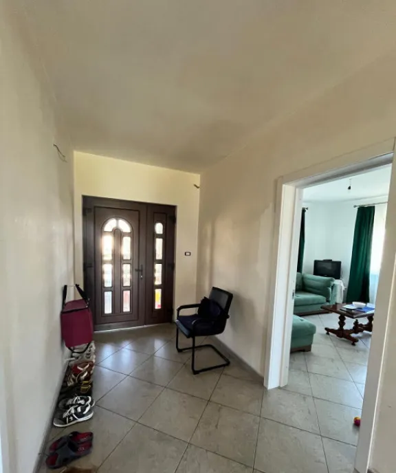 Casa 262 mp teren 1000 mp Clit Arbore