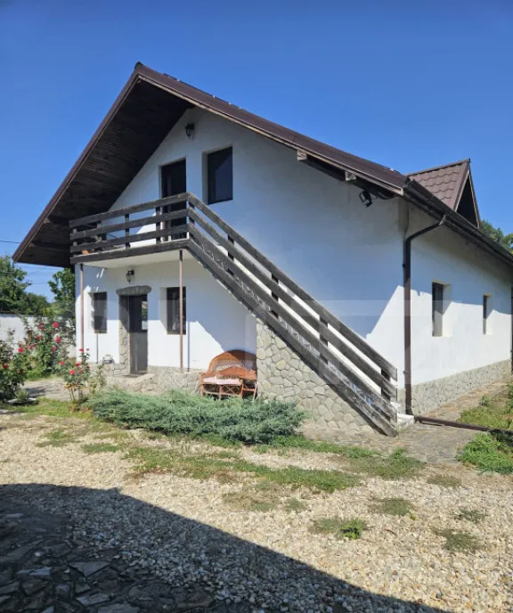 Casa individuala de vanzare in exclusivitate - Tomsani