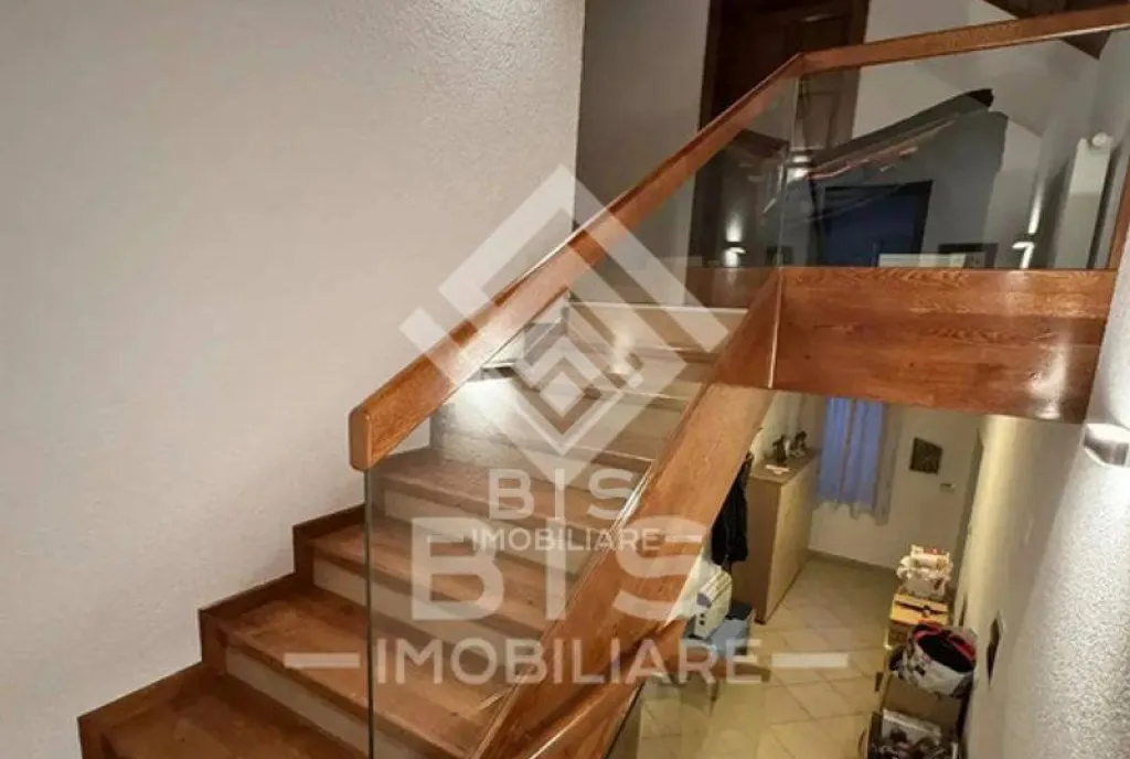 Casa P M P ta Petru Rares 400mp Teren