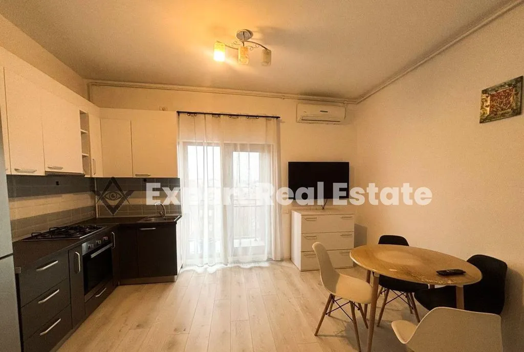 Garsoniera tunari locatie excelenta