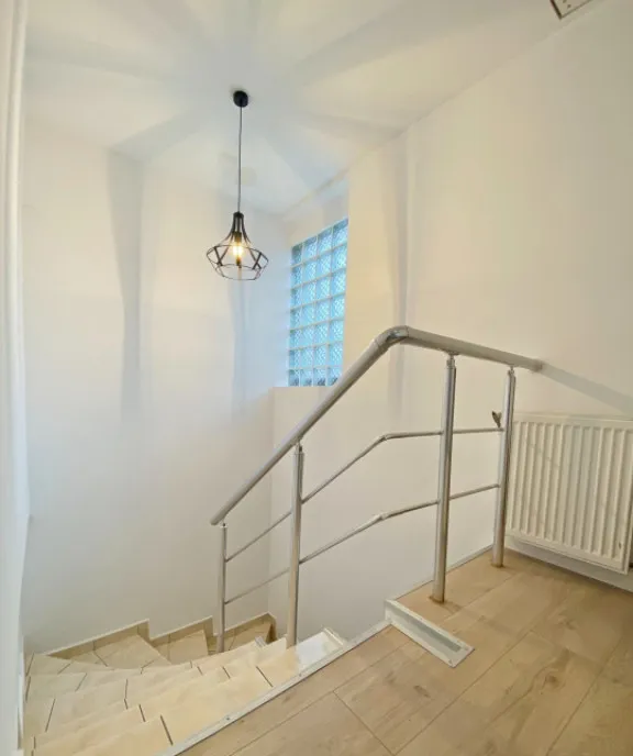 Casa P M cu teren 162 mp situata pe malul lacului Fundeni