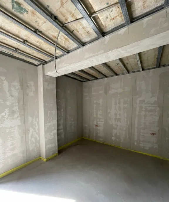 Apartament de 2 camere bloc nou 64 mp etaj 1 zona Centru