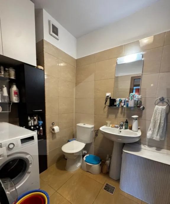 Apartament 3 camere 69 50 mp zona Lipovei