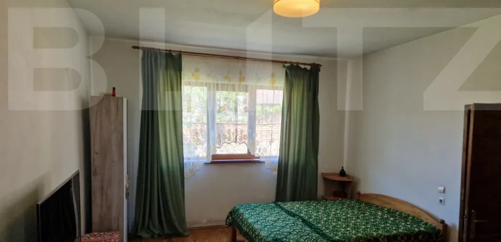 Casa de Familie 175 mp Curte 3166 mp Tatarasti B