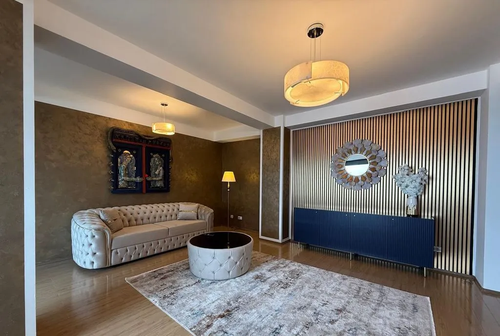 Inchiriere 2 camere Flamingo Residence