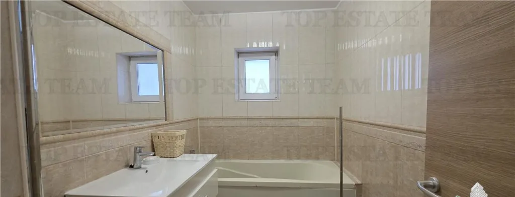 Apartament 3 Camere Crangasi Ceahlau
