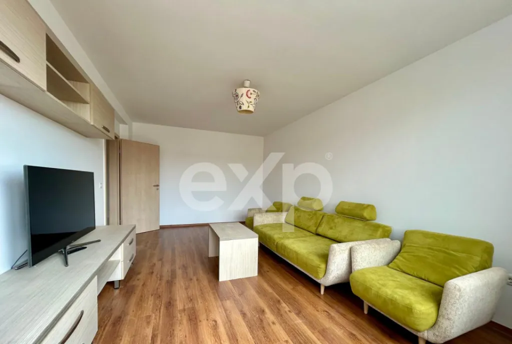 Apartament 2 camere de vanzare - Tractorul loc parcare 1