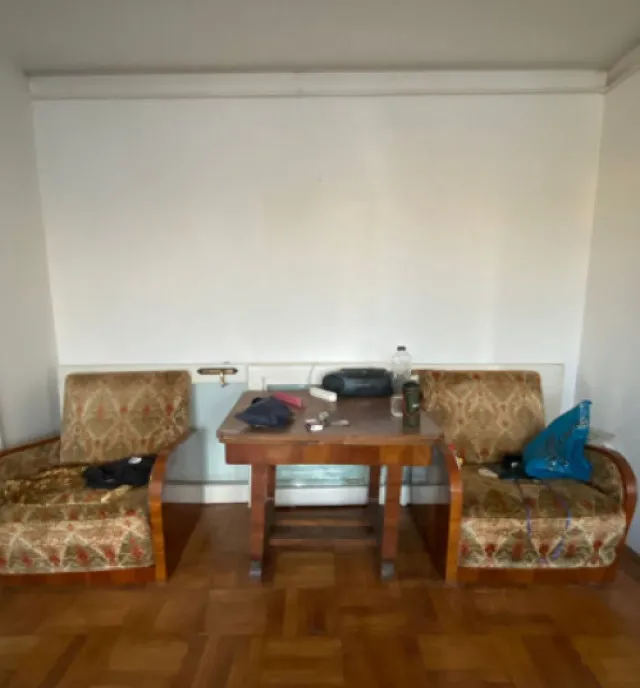 Apartament 3 camere semidecomandat et 4/4 Zona Democratie
