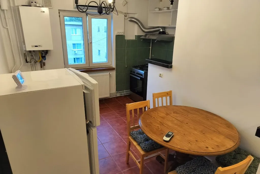 Particular apartament doua camere Brancoveanu