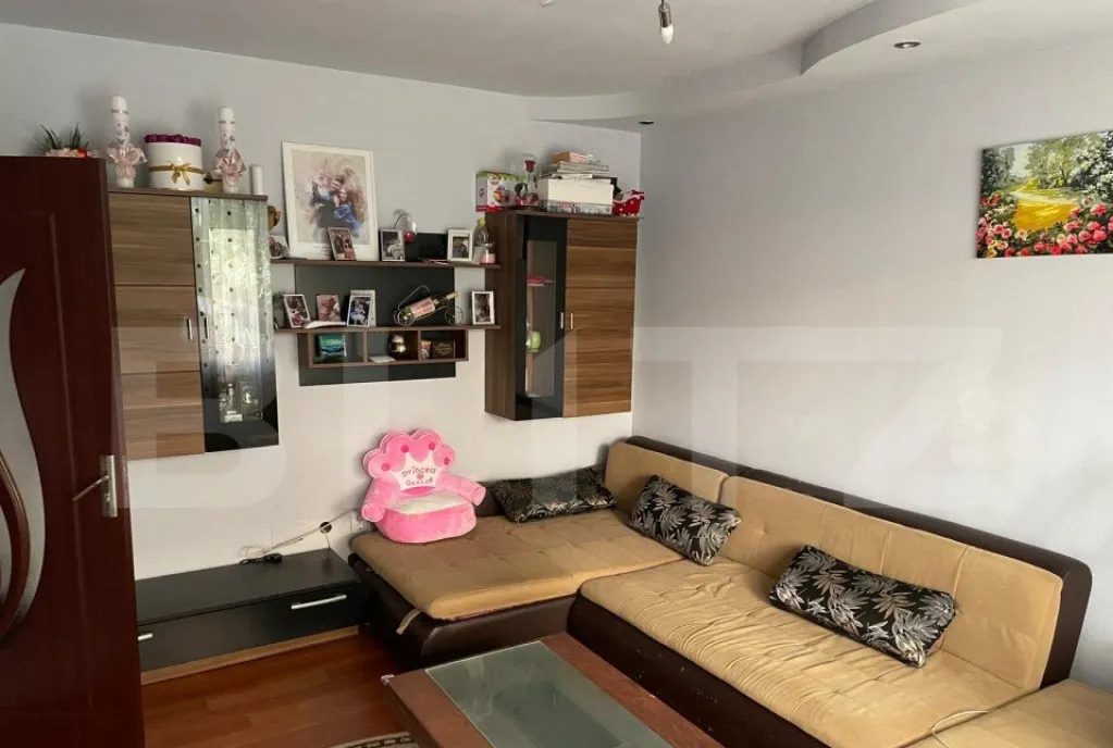 Apartament 2 camere decomandate gradina de 30mp zona Eroil