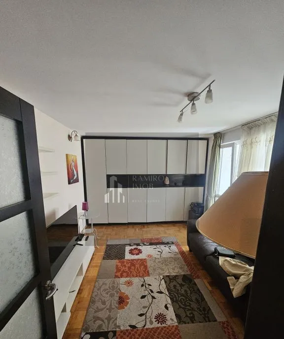 Apartament 3 camere decomandat 70 mp/ Sector 3/ 6 min pan