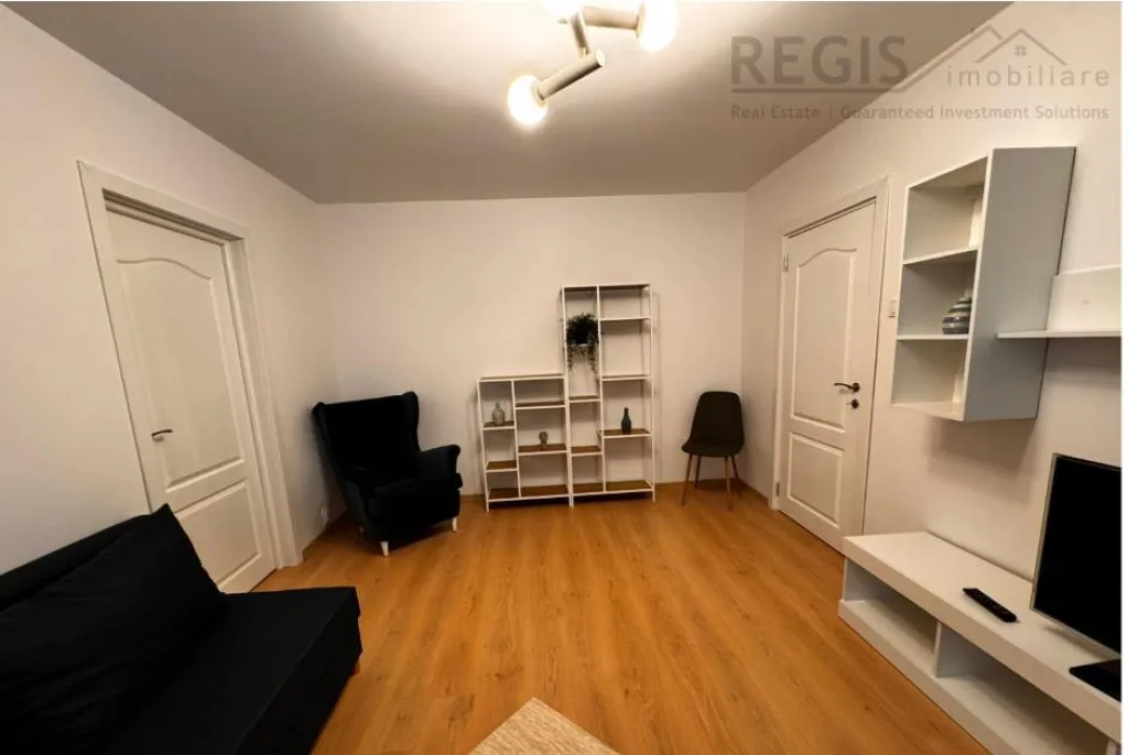 Apartament luxos cu parcare si boxa
