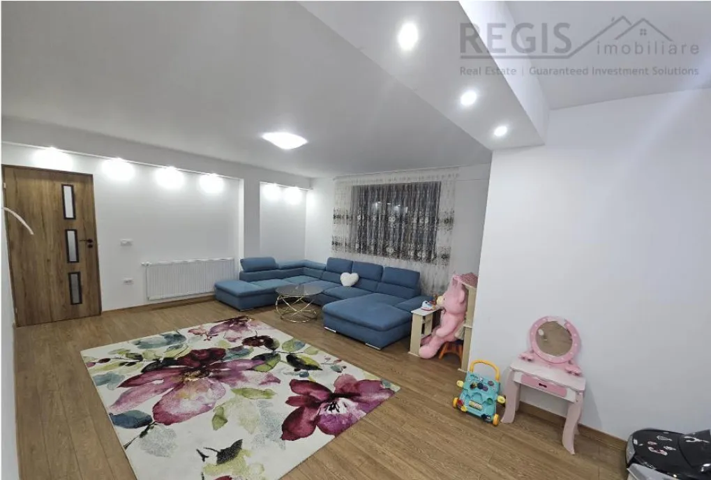 Apartament luxos cu parcare si boxa
