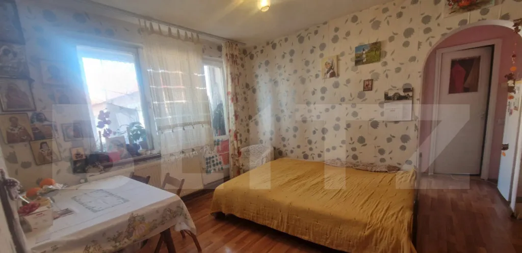 Apartament cu 3 camere semifinisat 48 45 mp zona Primarie