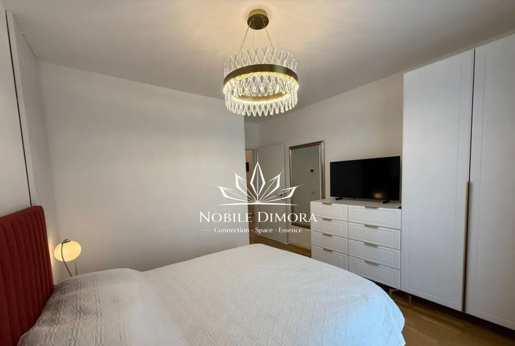 Isho Apartament cu 4 camere de lux 2 bai 2 balcoane