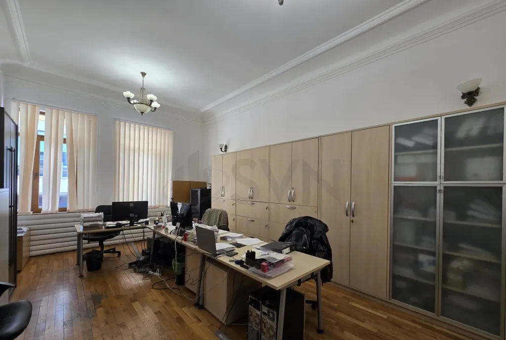 Spatiu comercial 5 camere birouri l Ultracentral